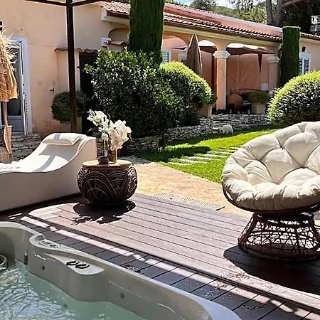 Chez Virginie 4* 维琪奥港