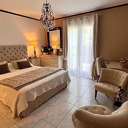 Chez Virginie 4* 维琪奥港