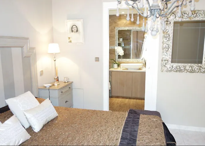 Chez Virginie بورتو فيكشْيو