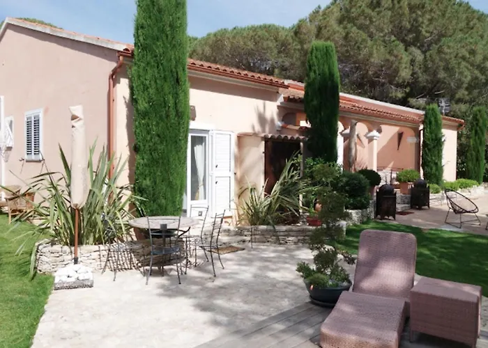 Bed & Breakfast Chez Virginie 4*